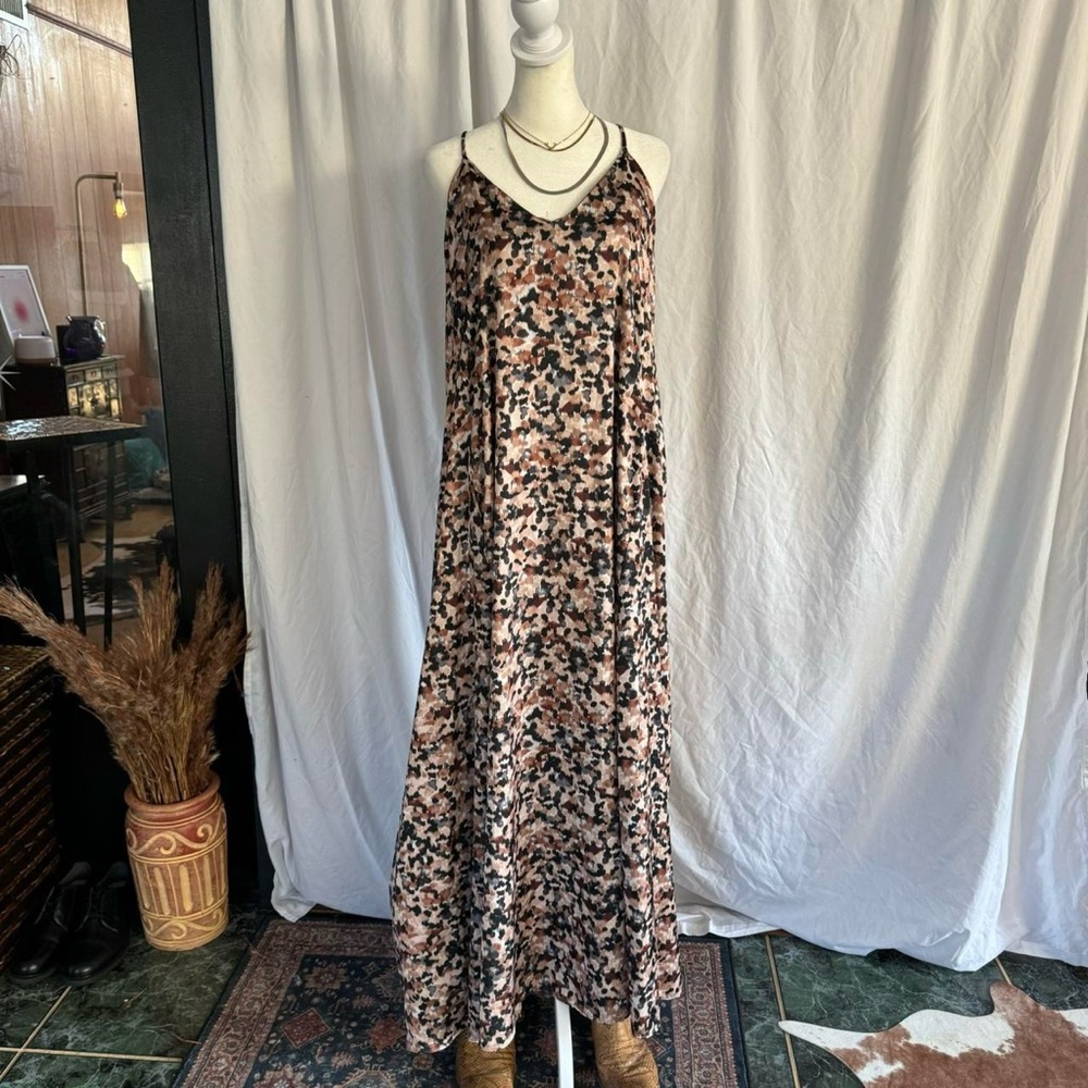 Nicole miller New York - earth tone full length satin maxi dress - medium